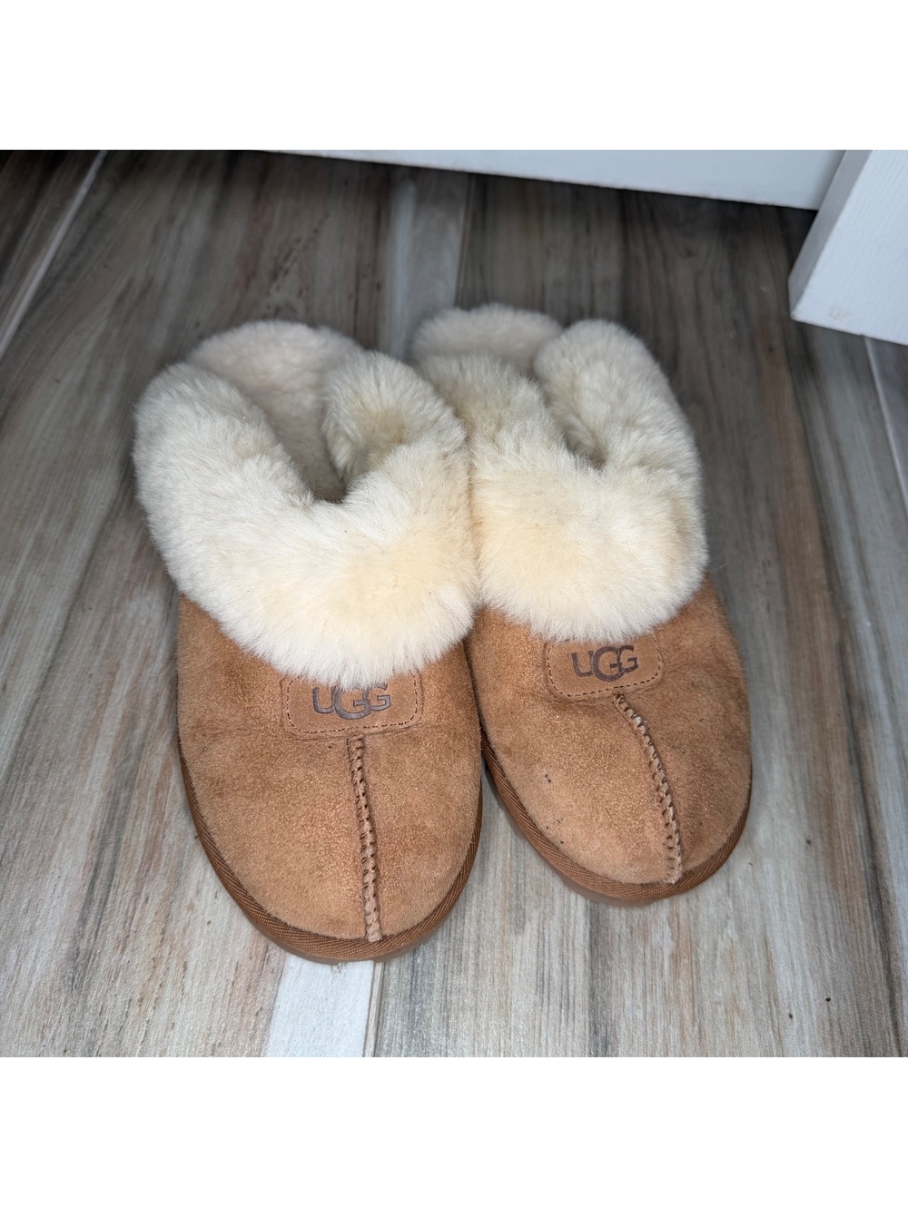 UGG Coquette Chestnut Brown Suede Sheepskin Mule Slippers 5125 Women’s Sz 10